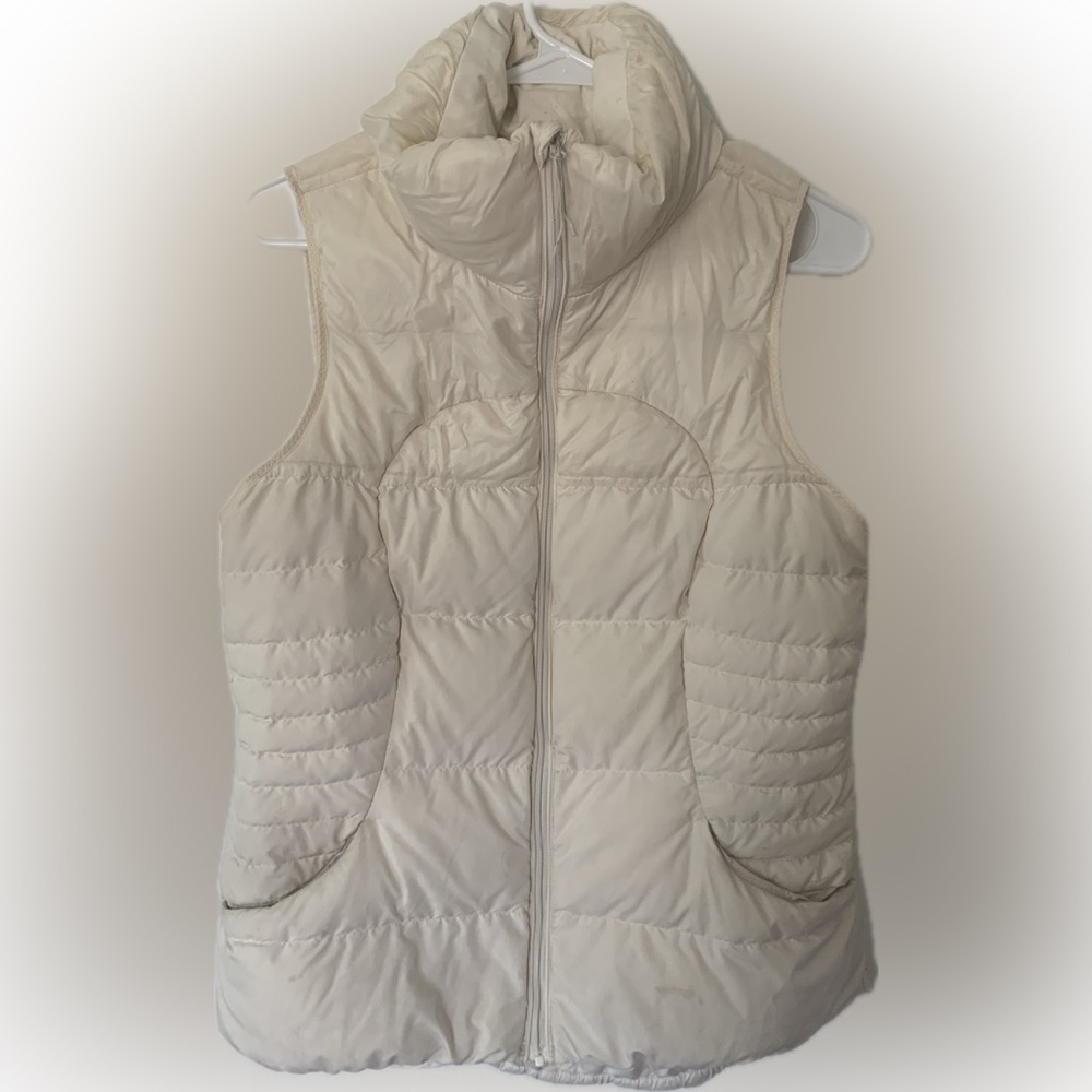 Lululemon Down Vest in Medium